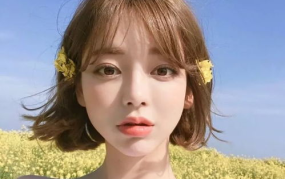 短发美女头像,展现时尚与自信的潮流风向标