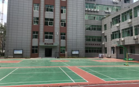 初中毕业想学演员去哪个学校,初中毕业生迈向演艺之路的优选院校指南
